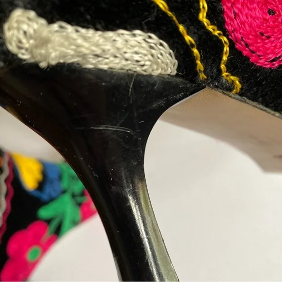 Zeyzani Suzani Embroidered heeled boots EU41 - Picture 8 of 13